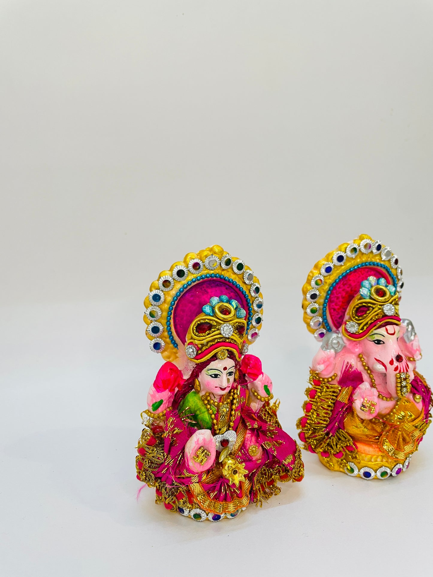 Shree Lakshmi Ganesha Idol Set – For Prosperity, Wisdom & Auspicious Beginnings (Terracotta) ( 5 Inch & 4 inch)