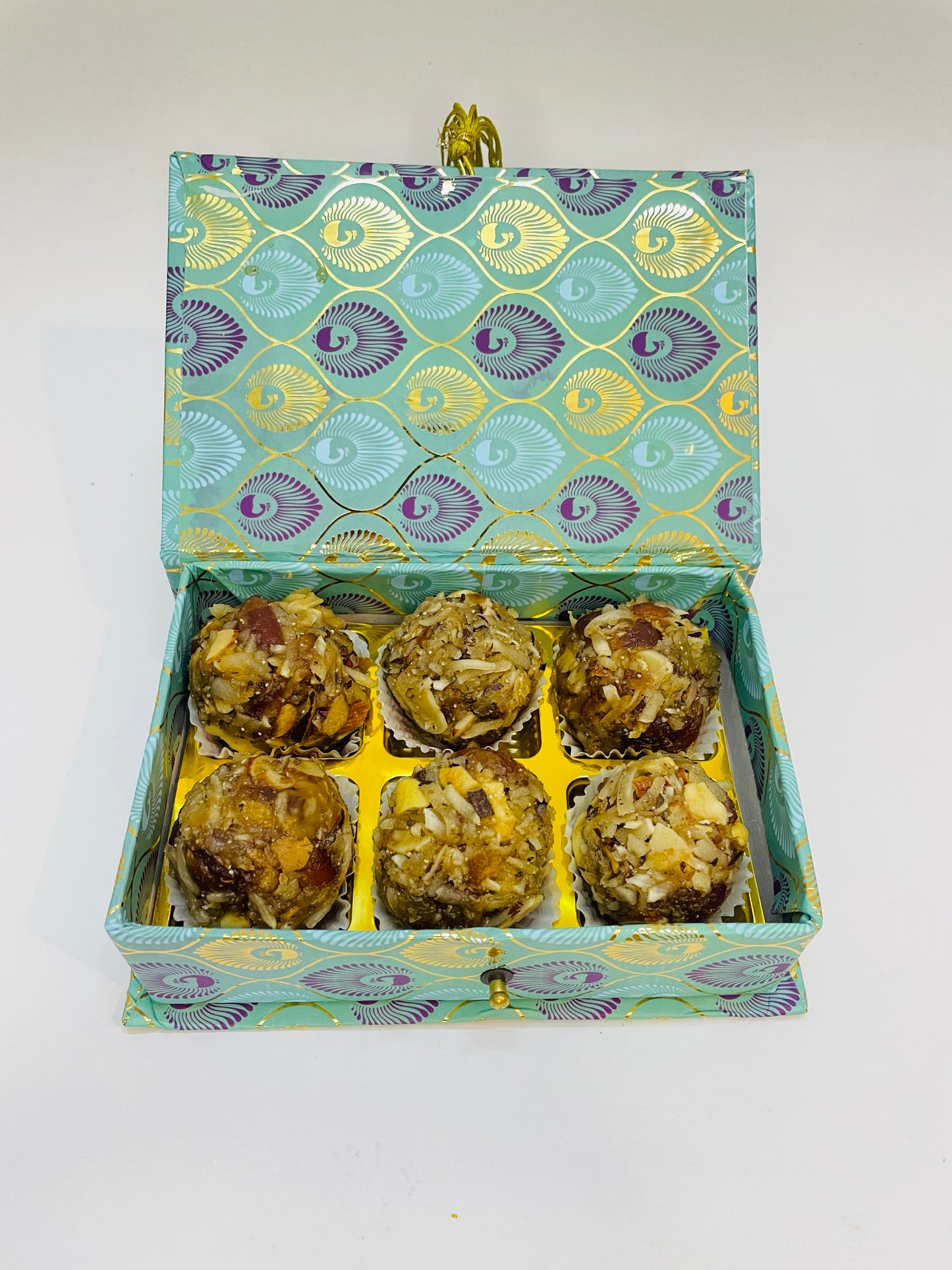 Shubh Aagman Premium Festive Gift Box