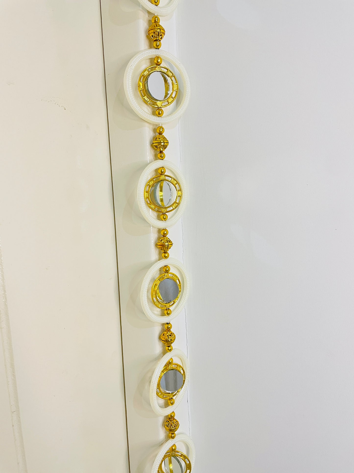 Premium Divine Mirror Ladi – White & Gold (3 ft 3 in / 99 cm)