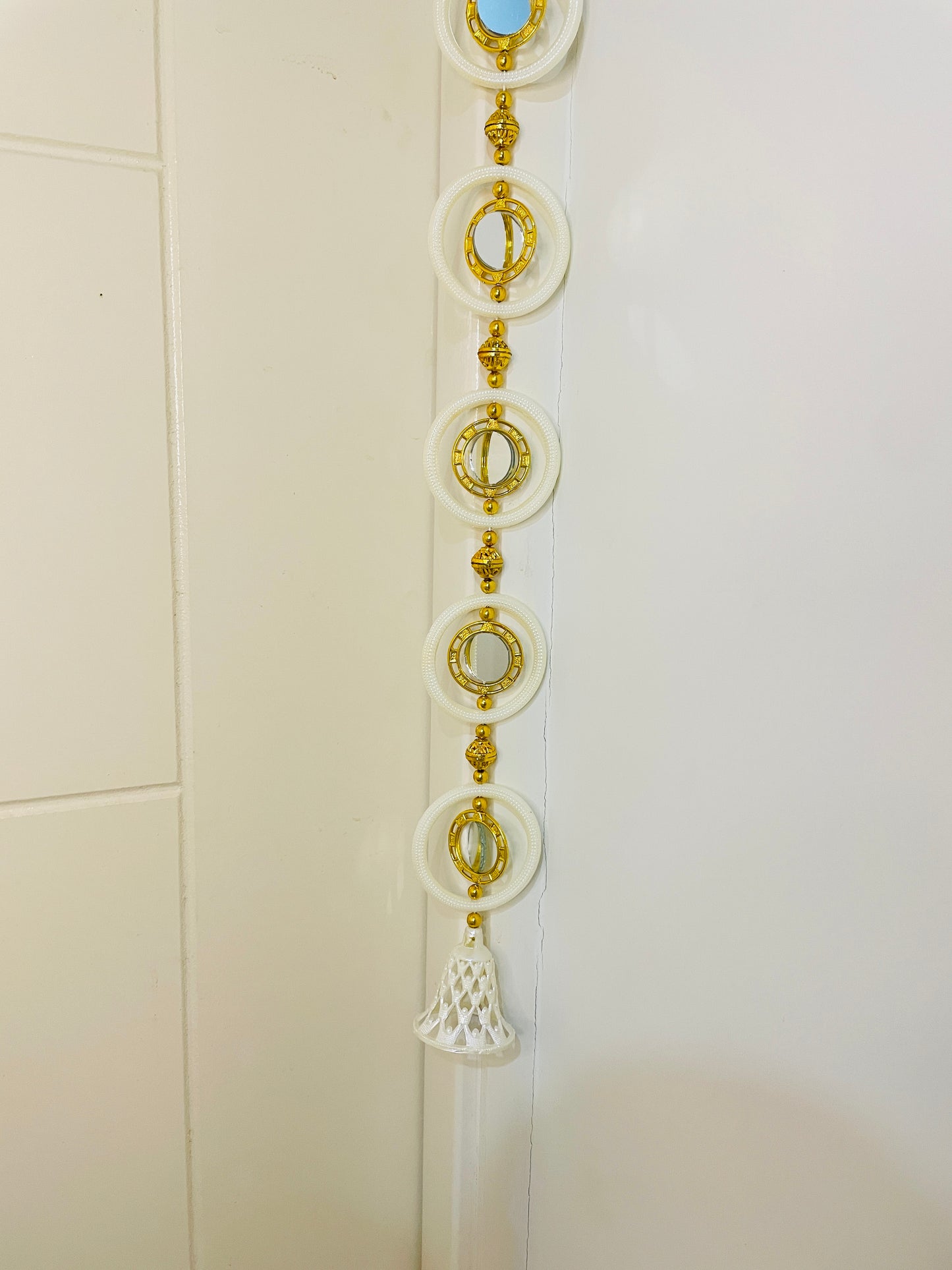 Premium Divine Mirror Ladi – White & Gold (3 ft 3 in / 99 cm)