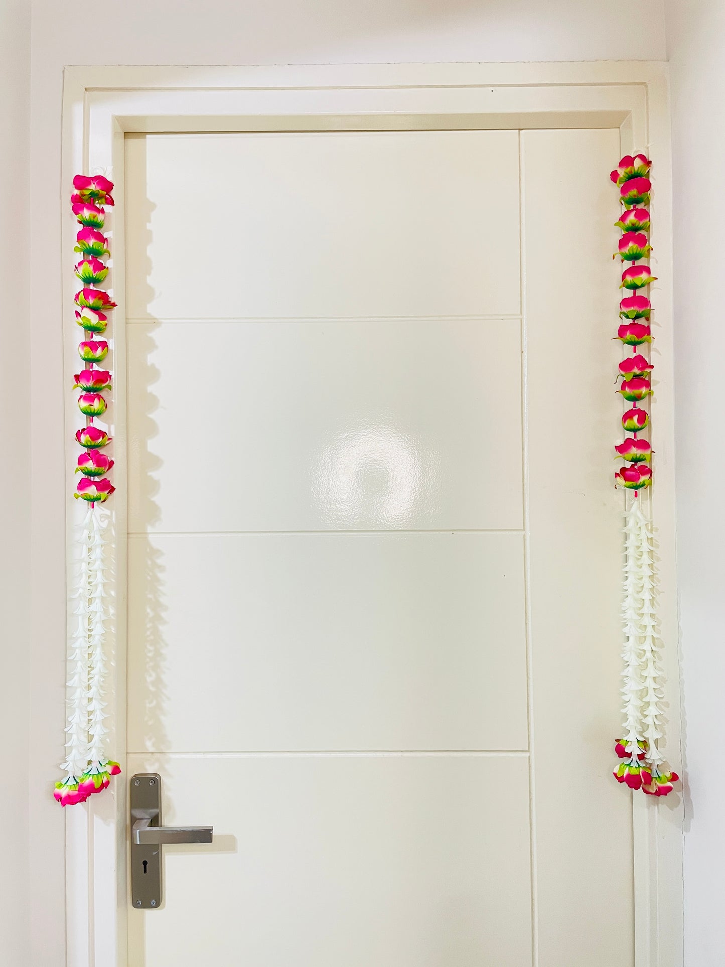 Peonies Decorative Ladi – 3 Feet (91 cm)