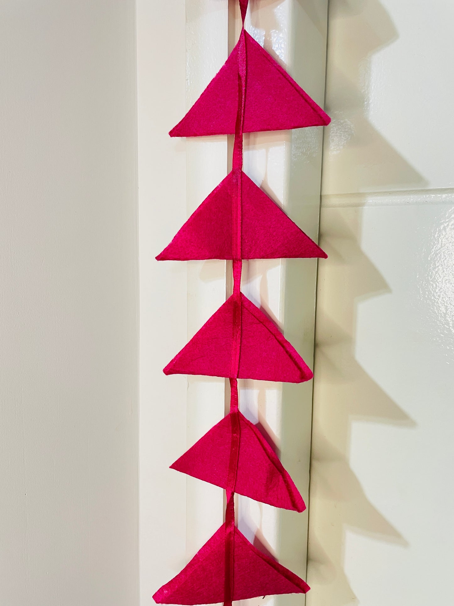 Trikona Ladi (Samosa Ladi) – Rani Pink