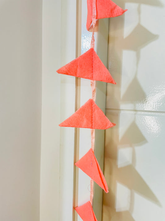 Trikona Ladi (Samosa Ladi) – Peach