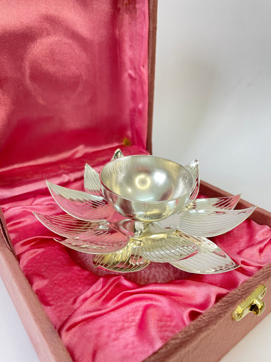 Premium Pure  Brass & Resin Decorative Diya – With Velvet Box (5 inch)