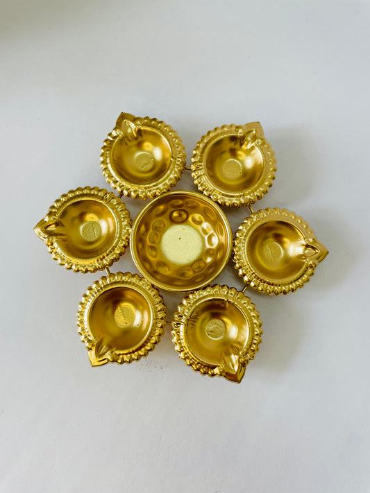7-Inch Metal Urli with Diyas – For Festive Décor & Pooja