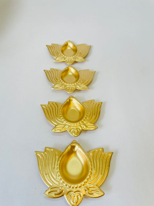 Lotus-Shaped Golden Diya Set