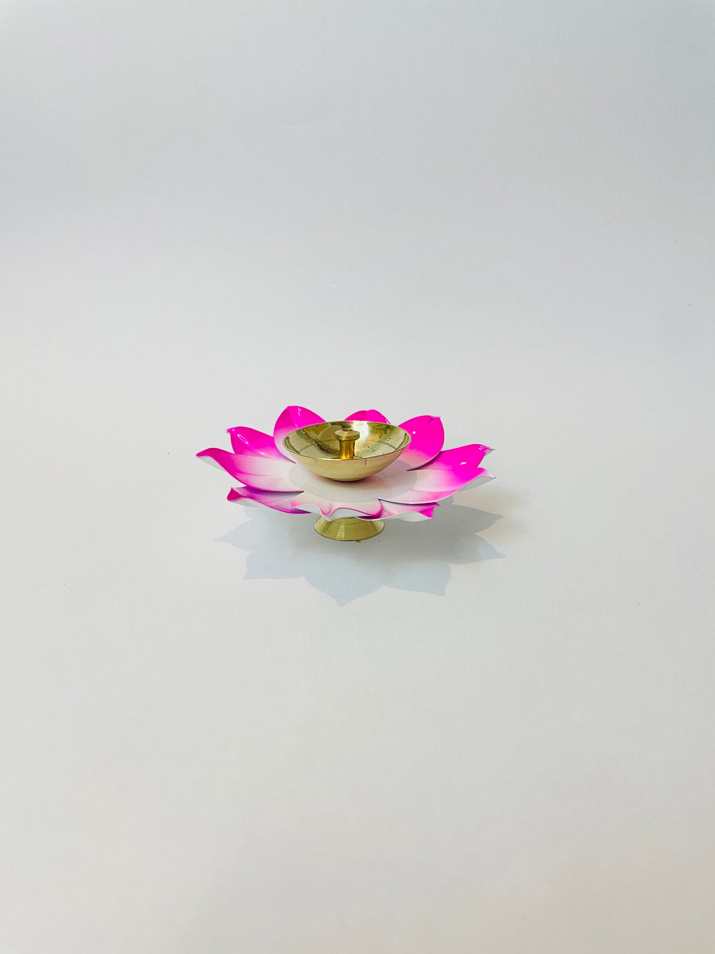 Lotus Shaped Brass Diya – Decorative Pooja Lamp (4 Inch)